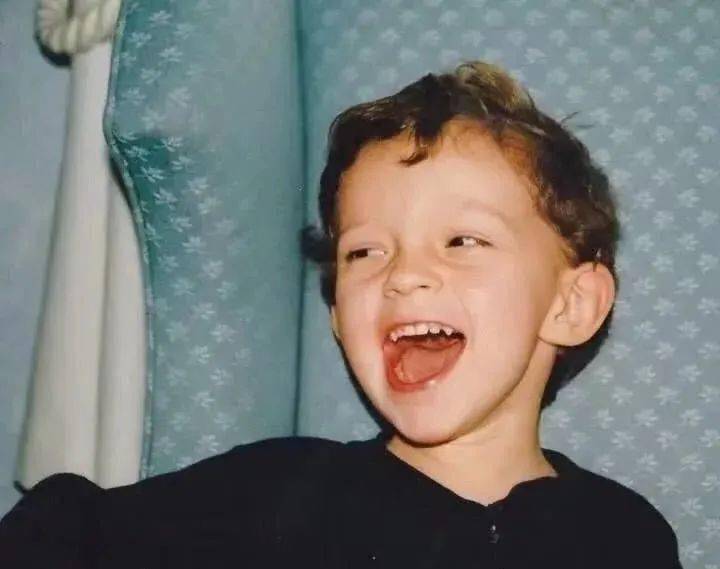 光，光，光 Valoa valoa valoa