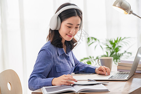 再见，克里斯托弗·罗宾